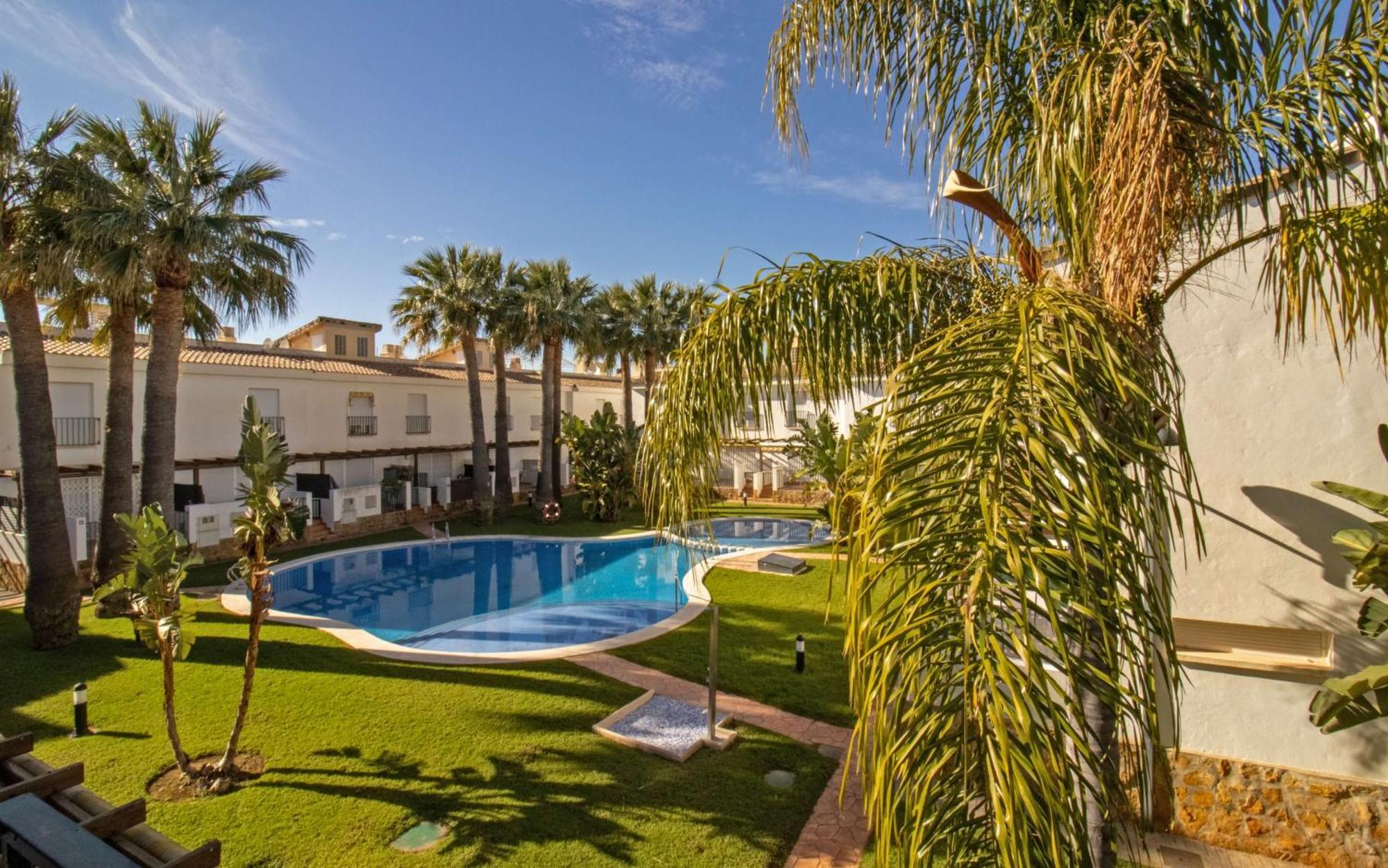 Adosado Con Jardin Y Piscina Palm Beach 86 Albert Villas Alcossebre Kültér fotó